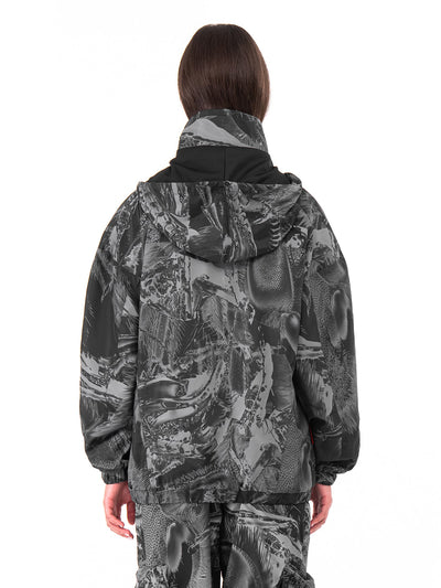 Zwarte anorak Insectide Vision, op model, achteraanzicht