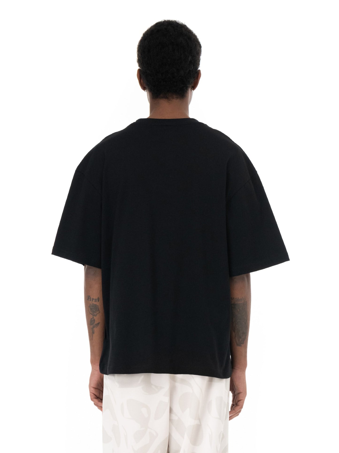UNFASTFAST FASHION T-Shirt